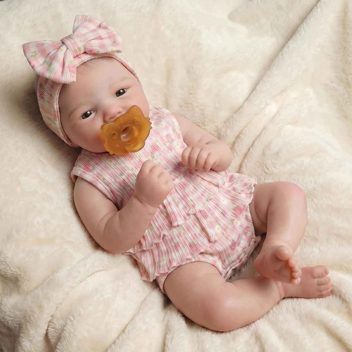 18 Inch Realistic Baby Doll, Cute Silicone Body Real Life Baby dolls, Newborn Lifelike Baby Doll with Accessories, Easter & Birthday Gifts for Kids 4+