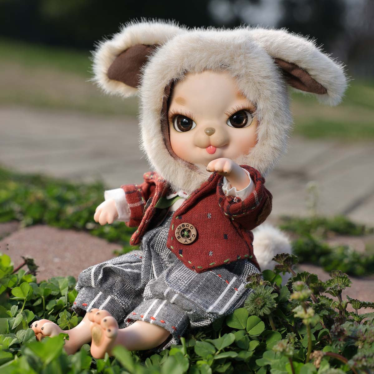 10 inch Delicate ceramic body doll with ball joint design, Toy Gift for Girls & Doll Collectors