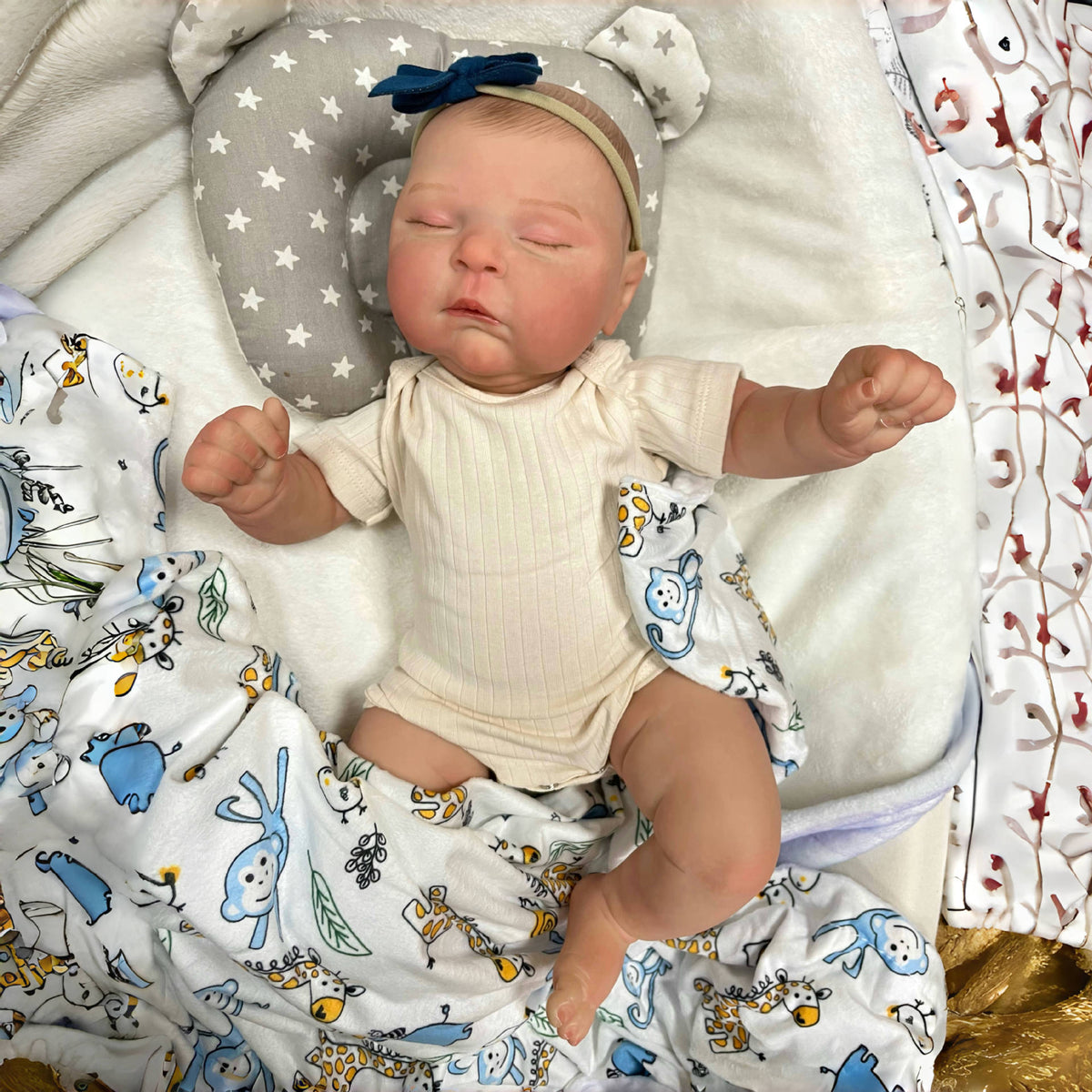 20 Inch Reborn Baby Dolls with Cloth Body Handmade Newborn Style Doll Toy for Girls