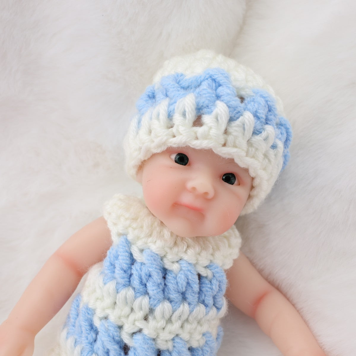 6-inch palm solid silicone reborn baby simulation doll, real-feel stretchable children's toy gift